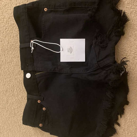 black jean shorts - Picture 3 of 3